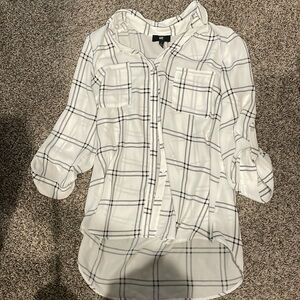 Women’s dress top worn less than 5 times size large